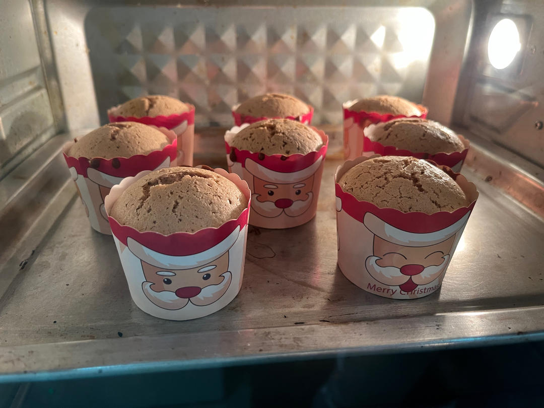 简单快手海绵杯子蛋糕（超详解版）