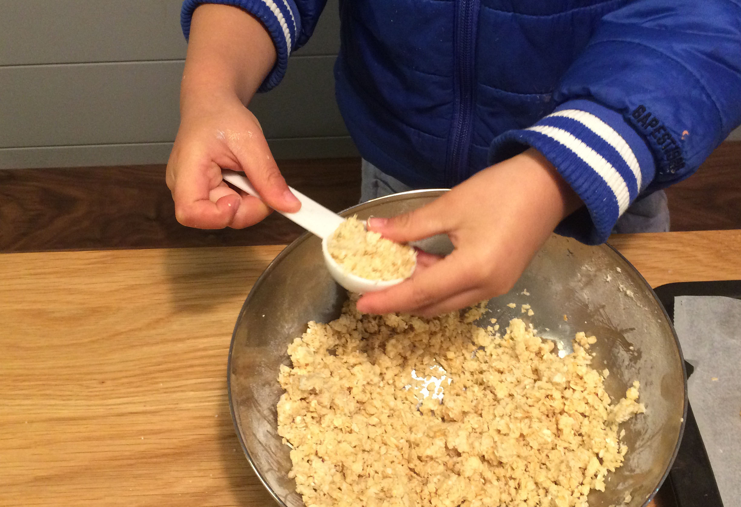 4岁娃神制作--零热量燕麦饼的做法 步骤6