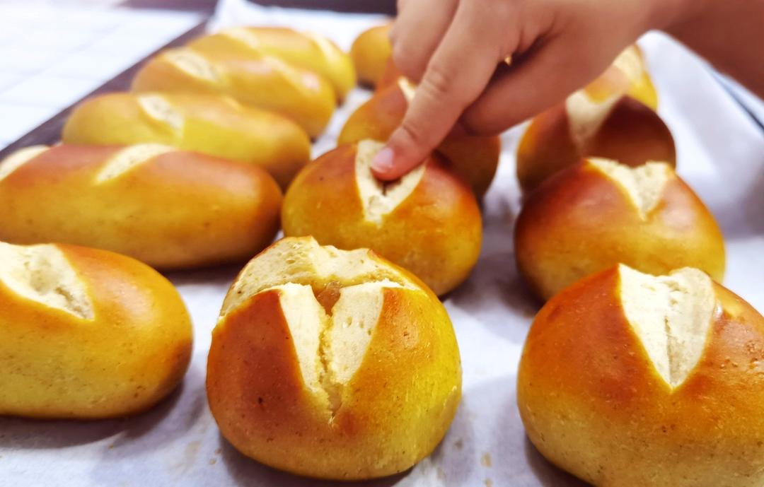 🧡100%全麦无糖油碱水面包～快手健康有风味