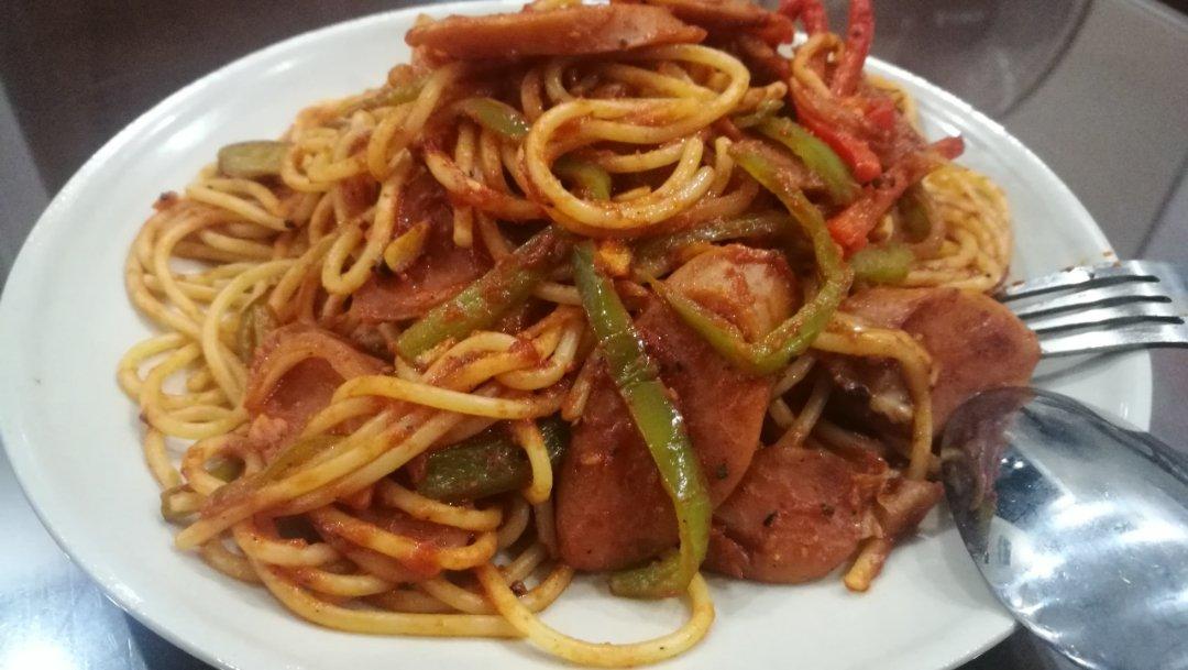 【深夜食堂】铁板那不勒斯风意大利面（拿波里意面）