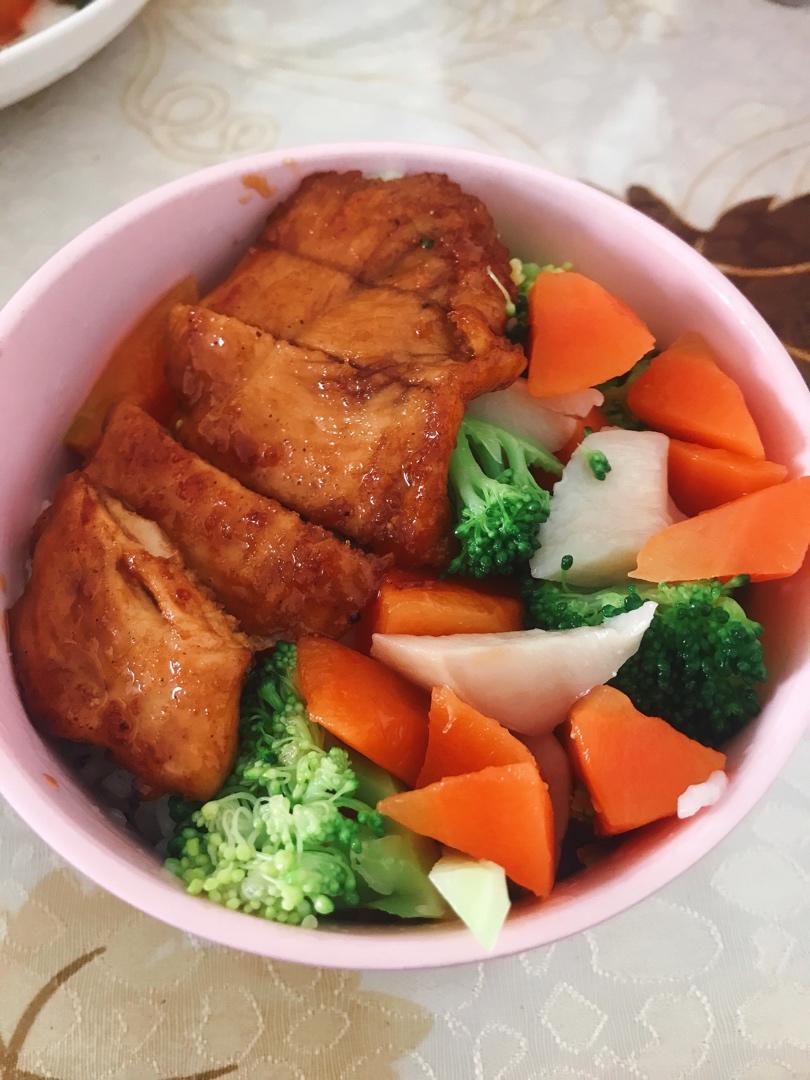 日式照烧鸡排饭