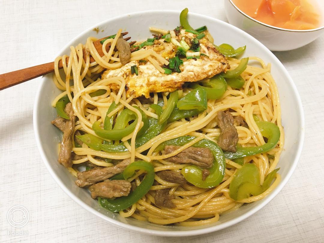 黑椒牛肉意面
