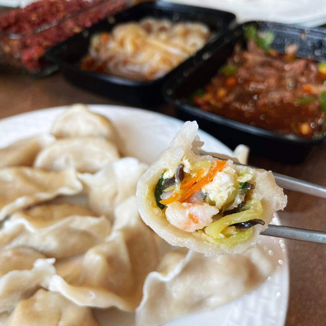 西葫芦虾仁馅饺子（鲜嫩多汁，口口生香）