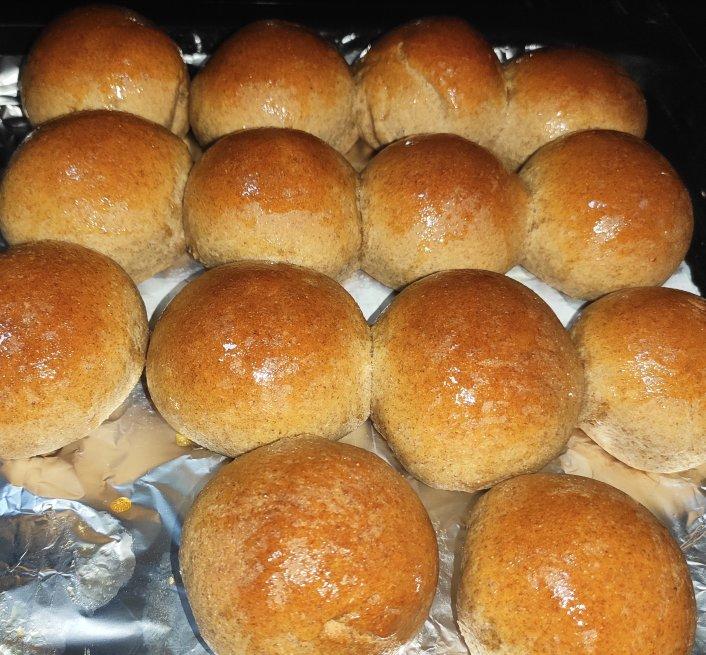 椰子油蜂蜜牛奶小餐包（中筋面粉）