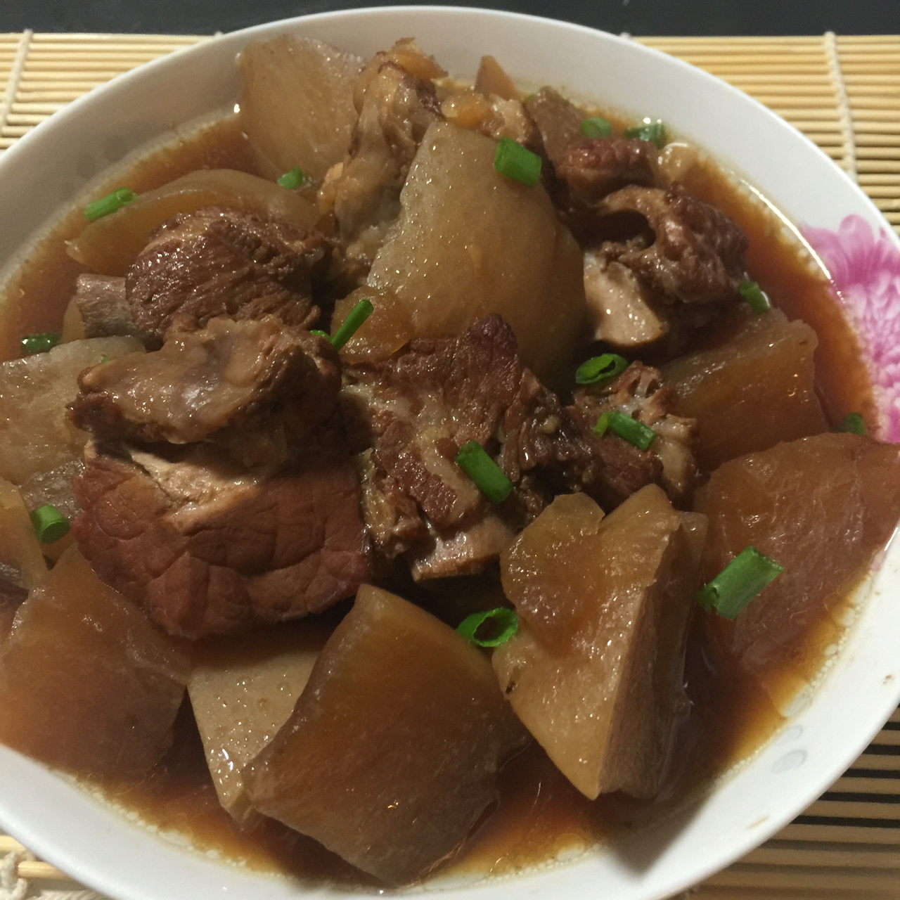 萝卜红烧排骨
