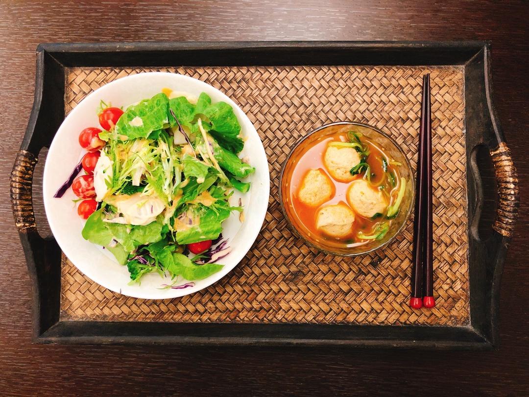 泡菜鸡肉丸子汤