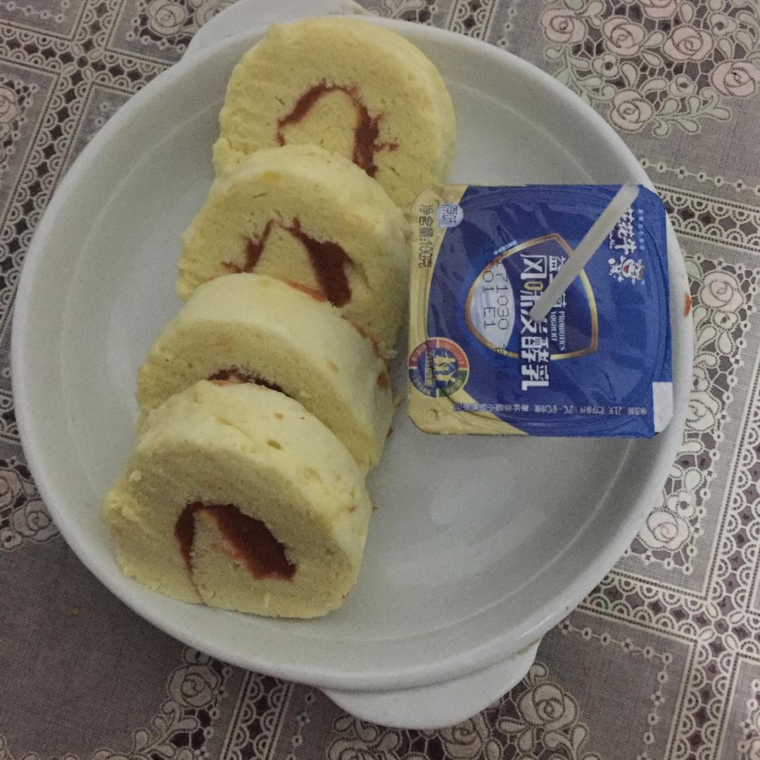 不用烤箱做烘焙【微波炉蛋糕卷】