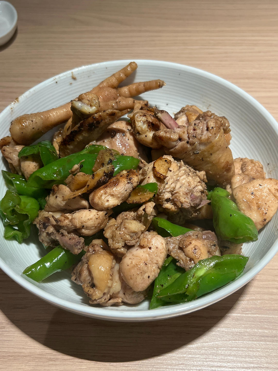 不焯水的线椒生炒鸡