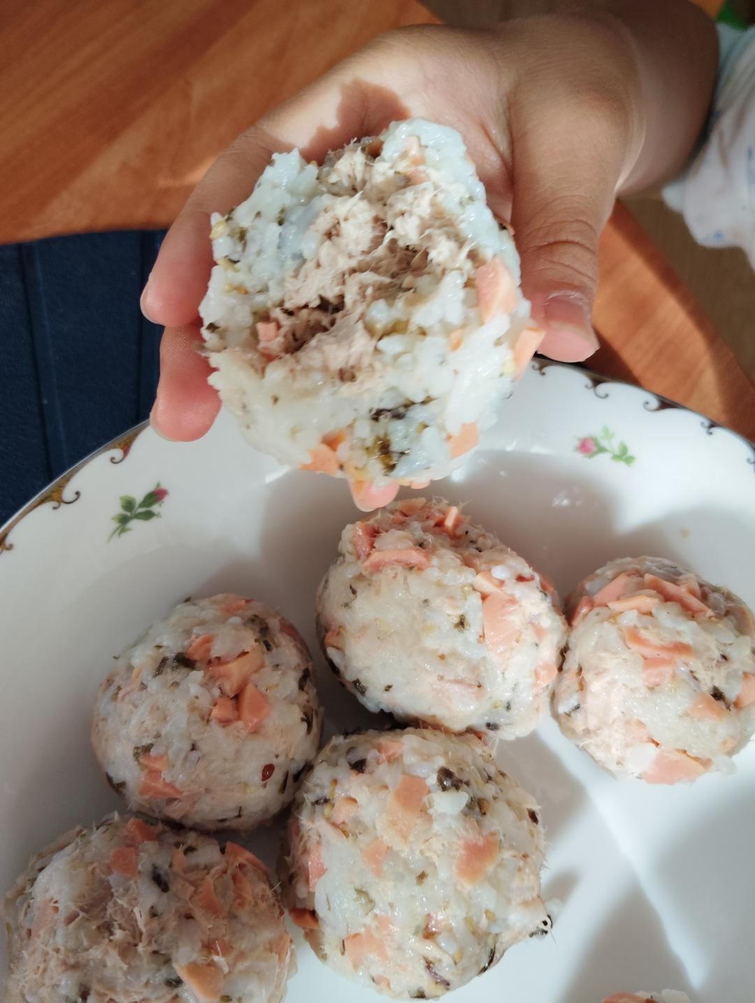 不会翻车的金枪鱼饭团🍙