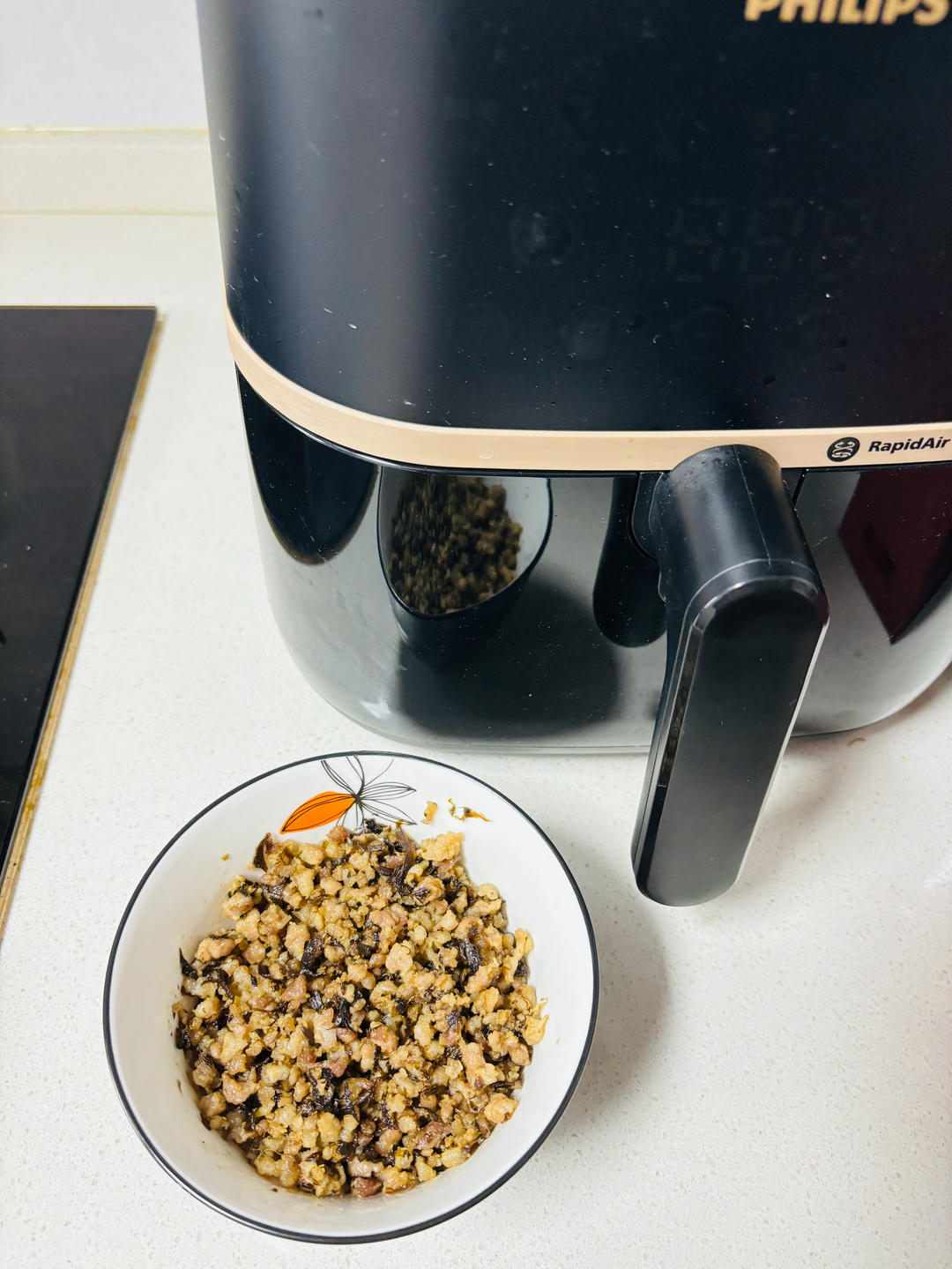 橄榄菜炒肉末_10分钟快手下饭菜