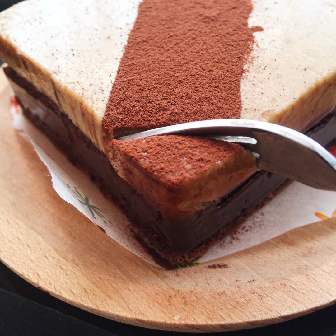 卡布奇诺蛋糕Cappuccino-咖啡白巧克力慕斯配巧克力甘纳许<熊谷裕子>