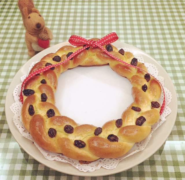 圣诞花环面包