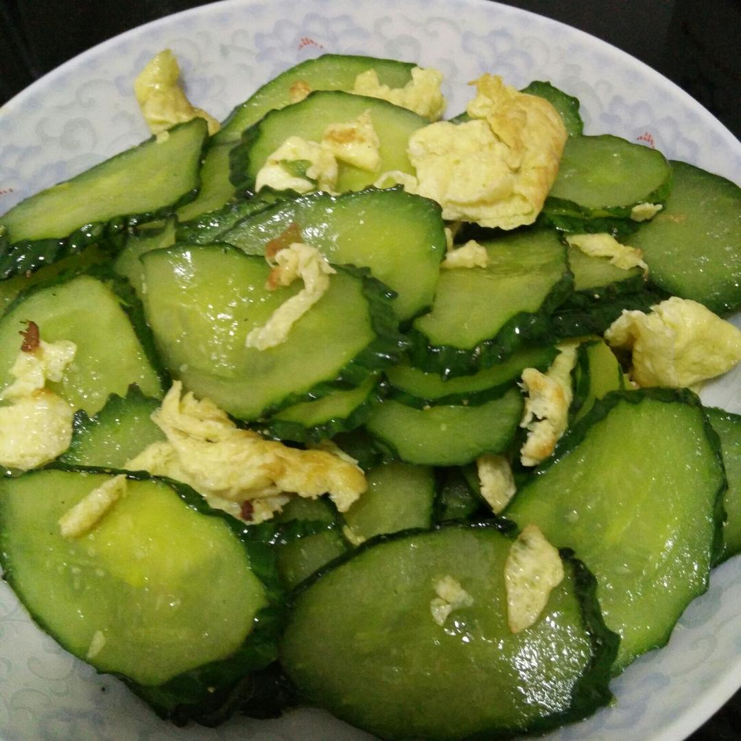 黄瓜炒蛋