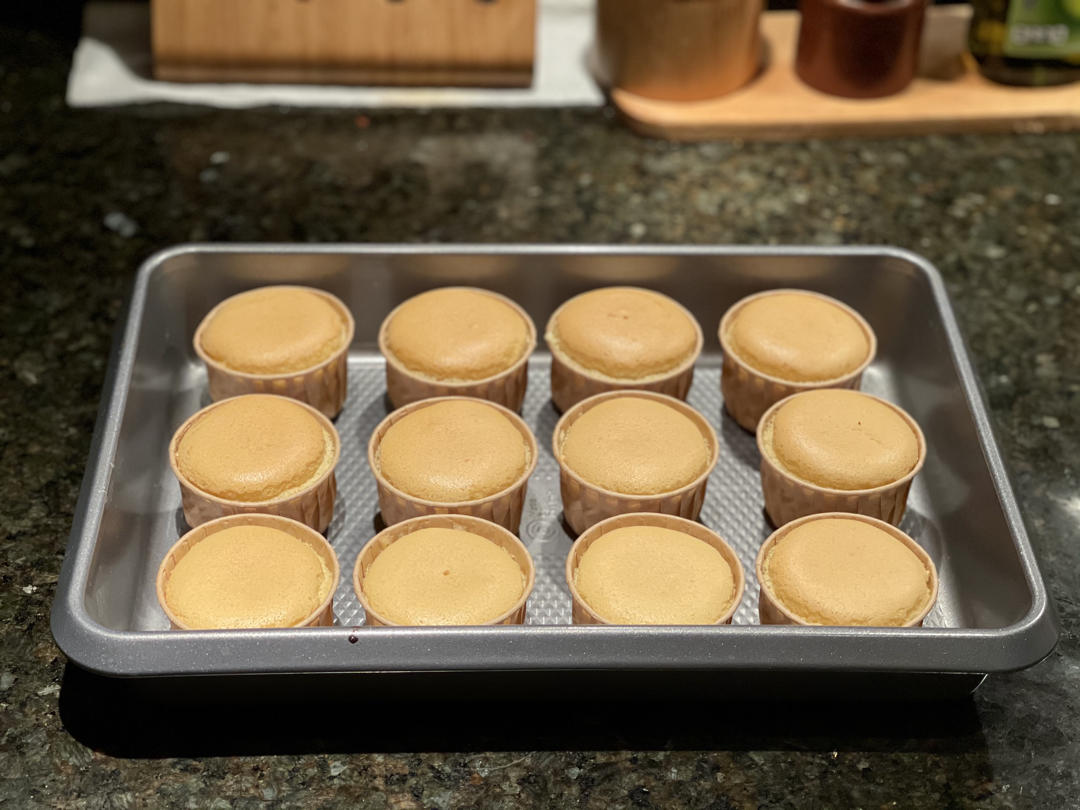 凉了也不回缩的戚风纸杯蛋糕🍰超级绵软 适合宝宝吃哦