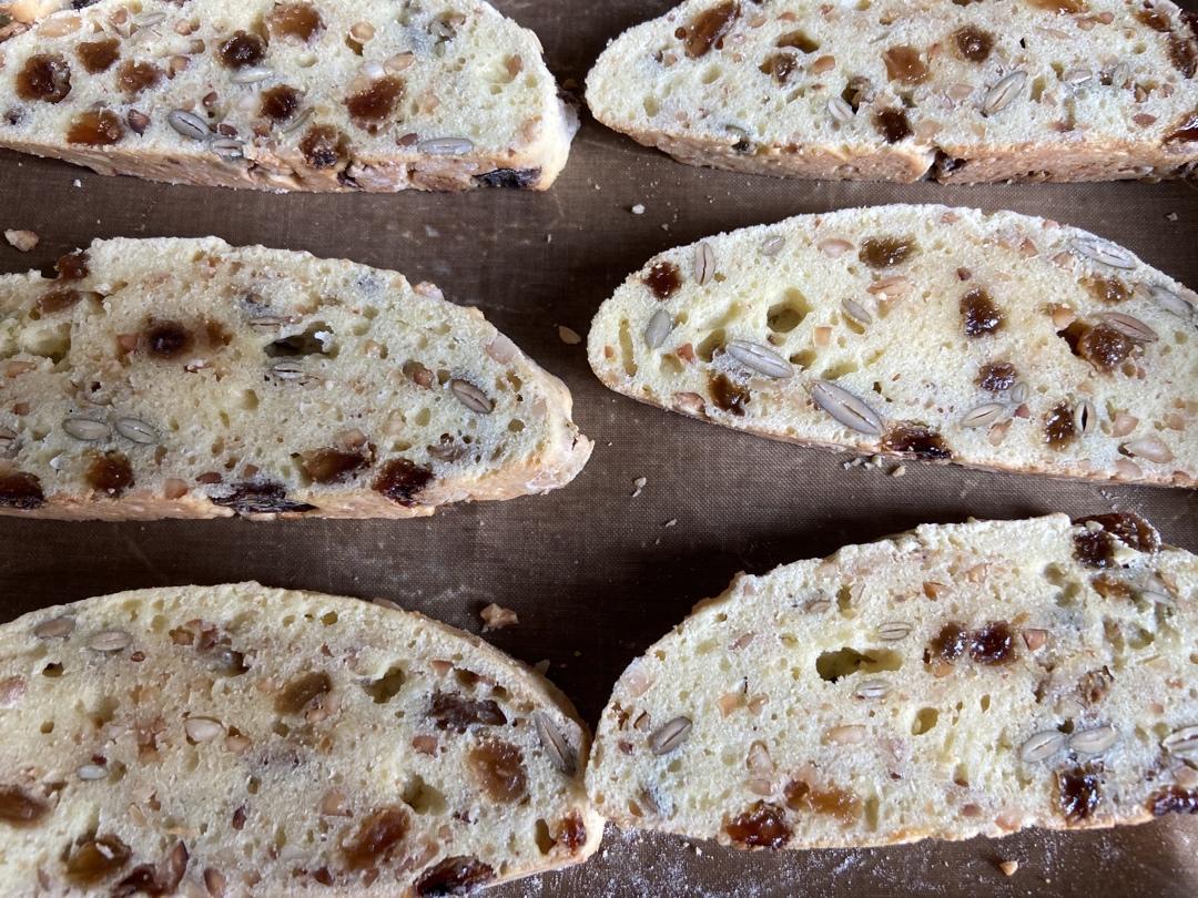 葡萄干坚果意式脆饼Biscotti——美国加州葡萄干
