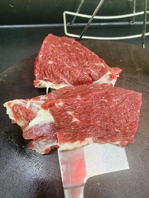 这样腌制的牛肉让你百吃不厌的做法 步骤1