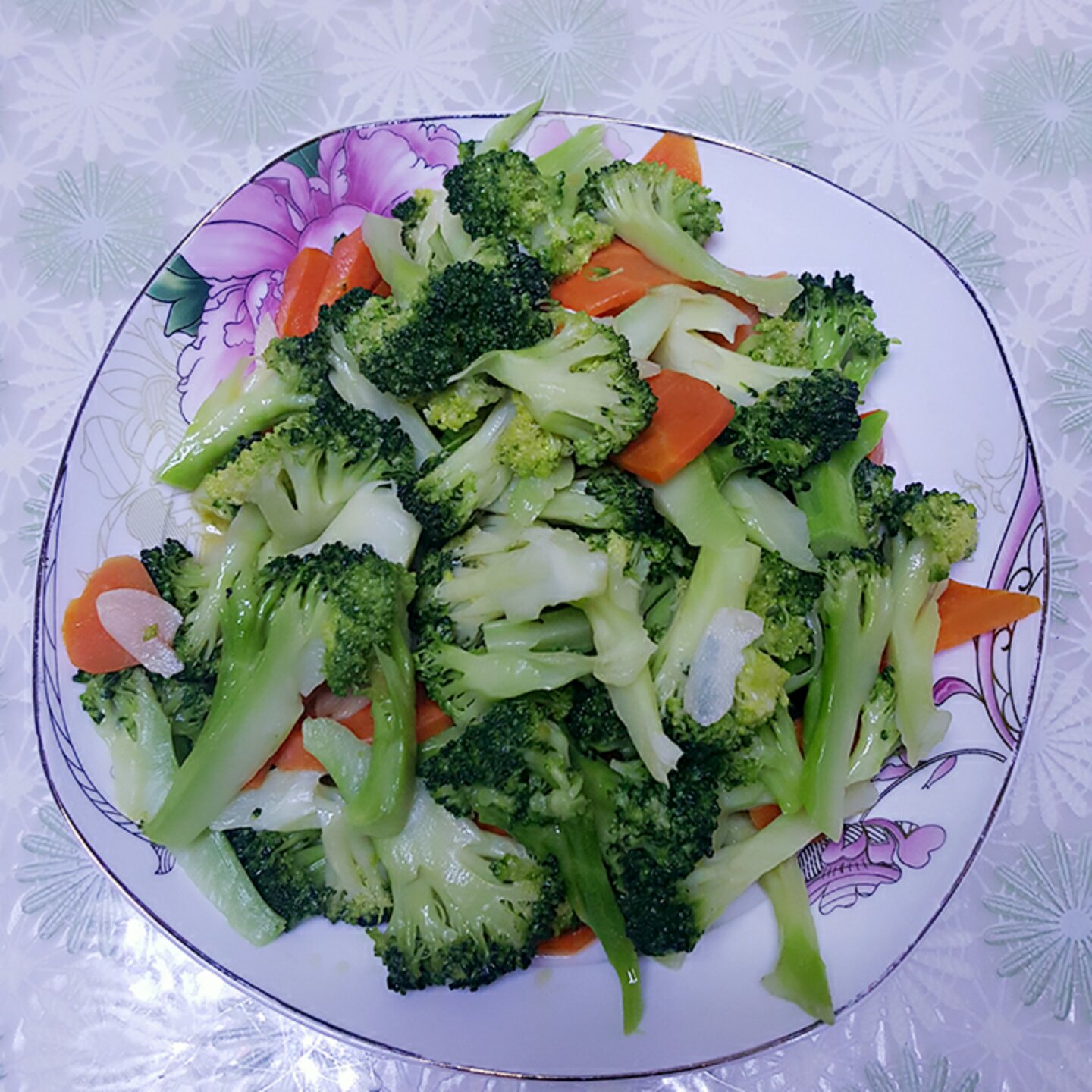 清炒胡萝卜西兰花