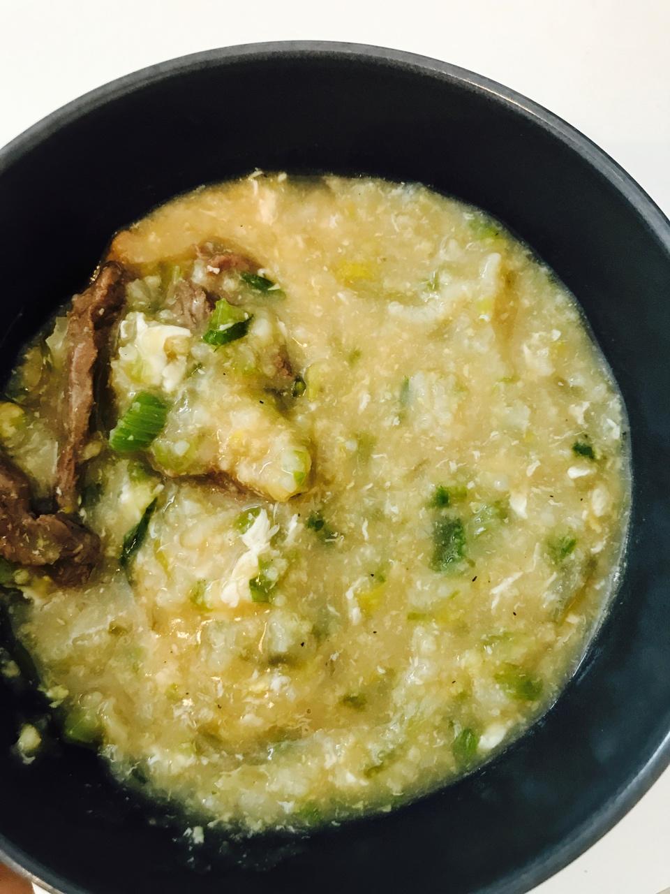 芹菜牛肉粥