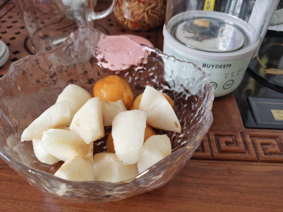 枇杷雪梨糖水【5月北鼎养生壶食谱】