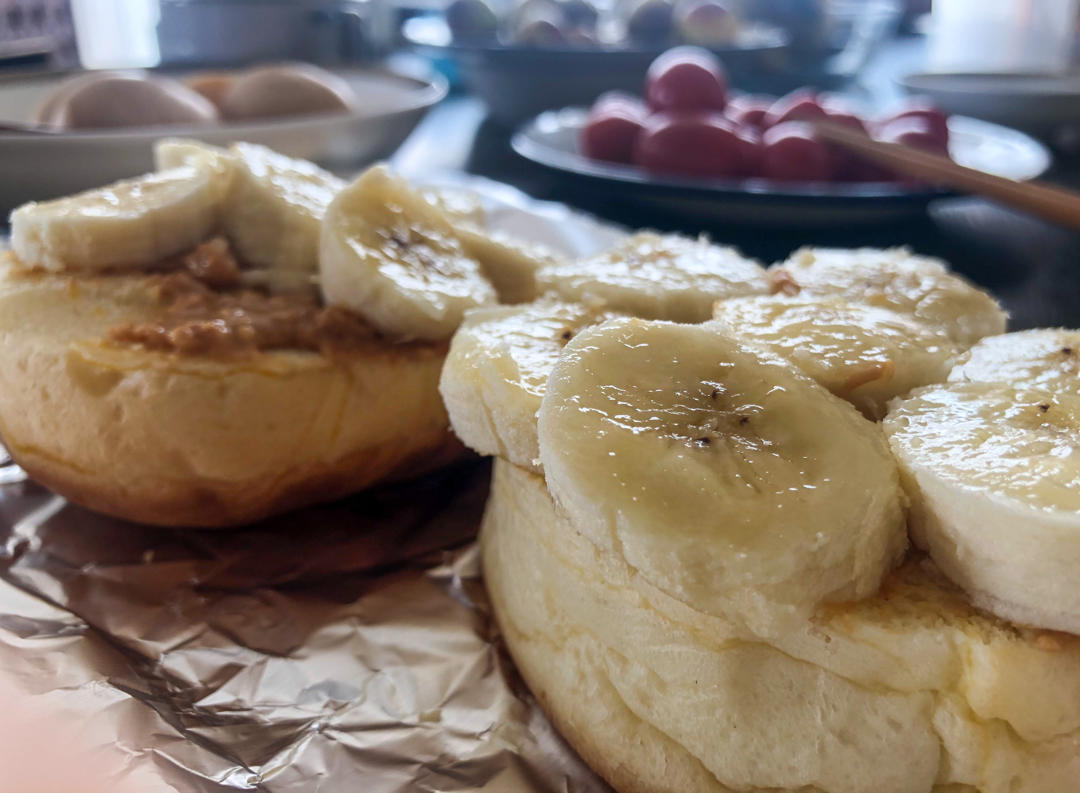 花生酱香蕉三明治