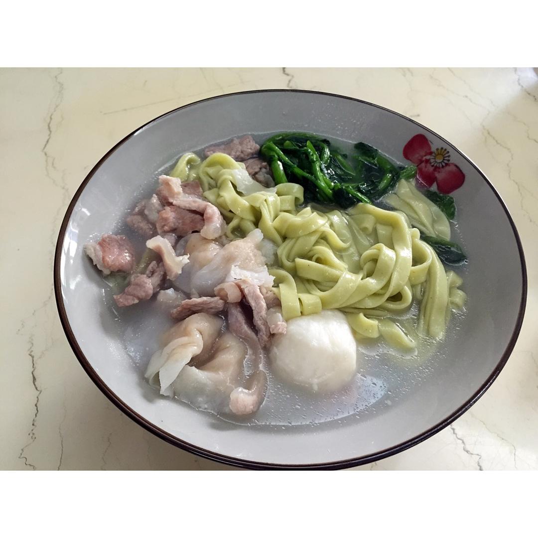 自制纯天然蔬菜汁彩色面条