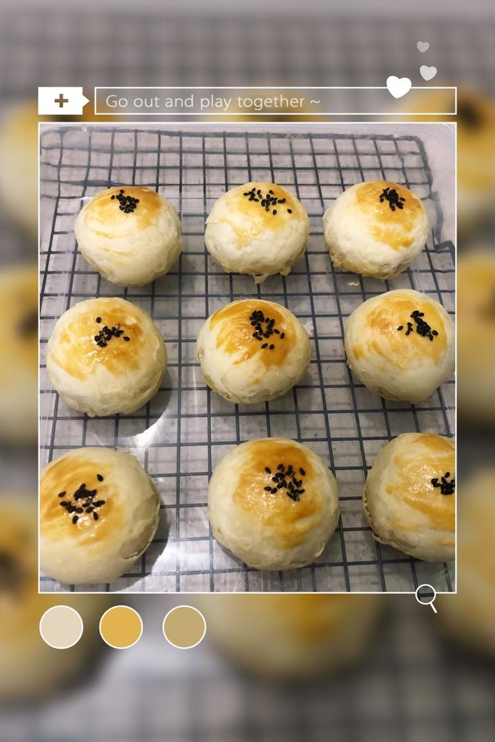 不用揉面出膜，不用醒面，不用猪油，超简易制作酥到掉渣的蛋黄酥