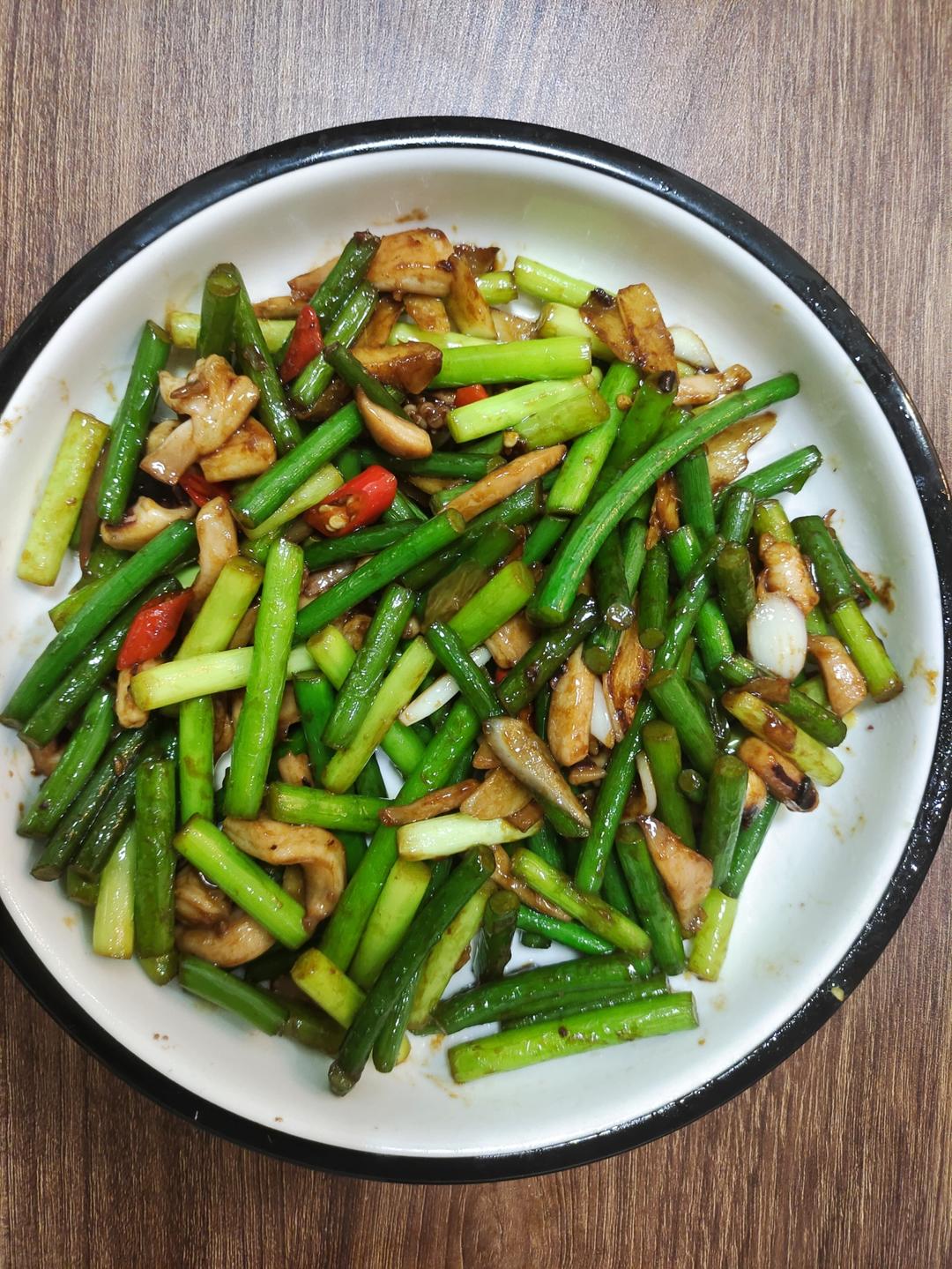 蒜苔炒鱿鱼