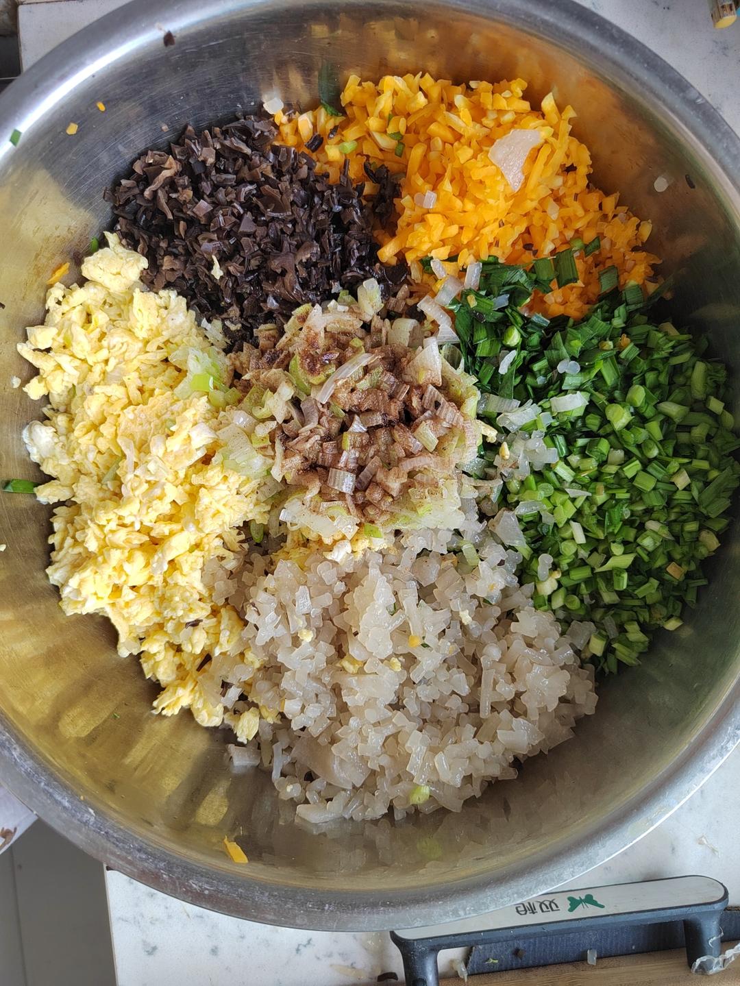 素馅饺子有绝招~这样做比肉馅好吃🤣