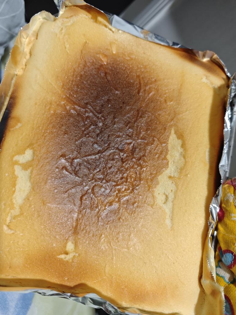 堪比柯基屁股
爆浆芝士🧀古早蛋糕