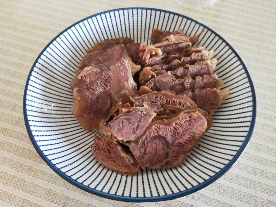 极简清炖牛腱