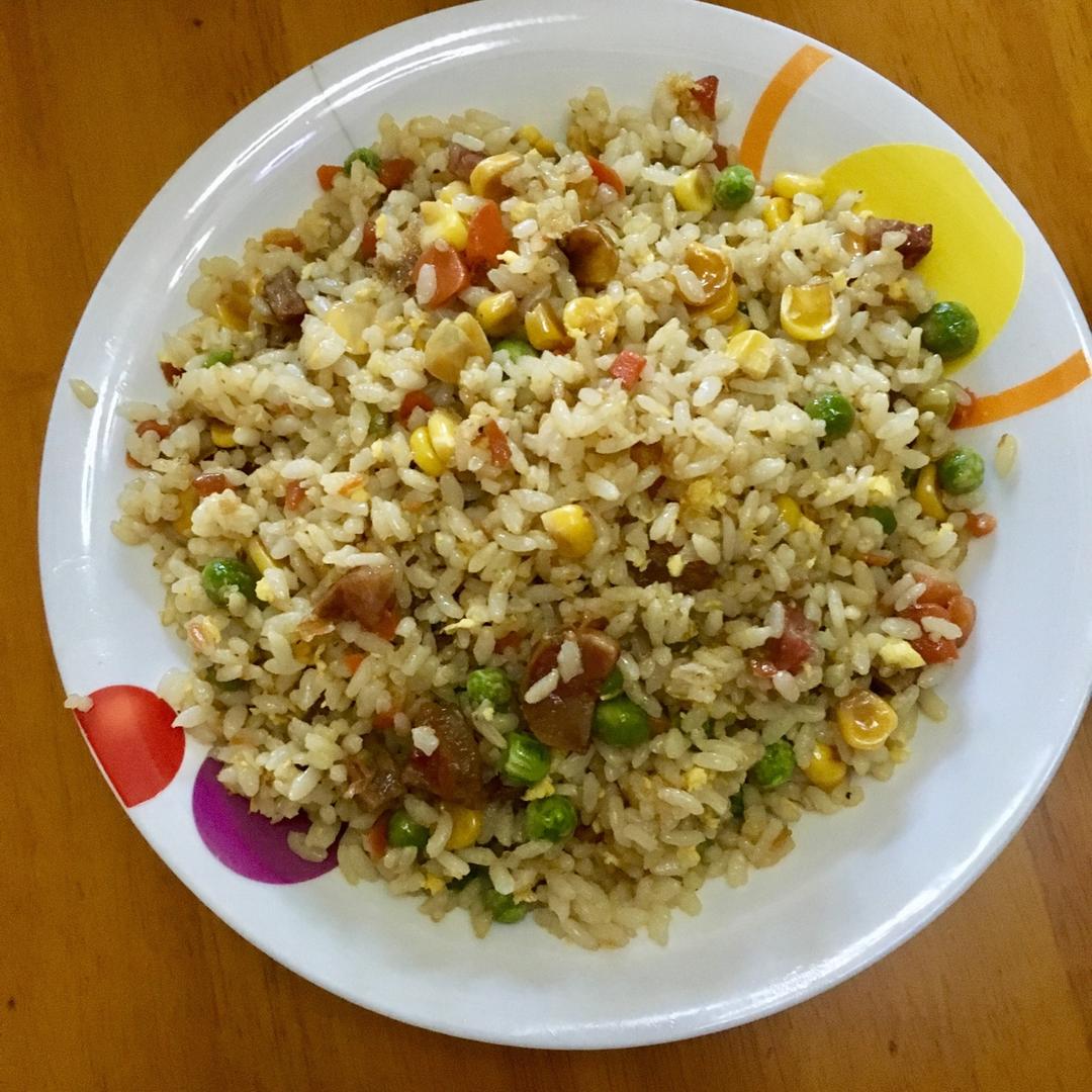 爆好吃的无敌腊肠炒饭