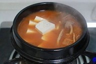 豆腐花蛤泡菜锅的做法 步骤9