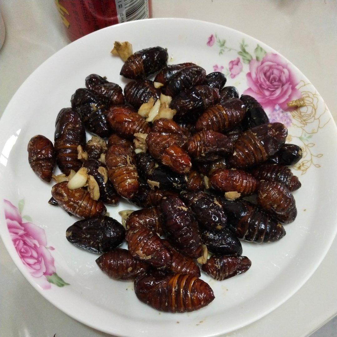祖传蒜香蚕蛹