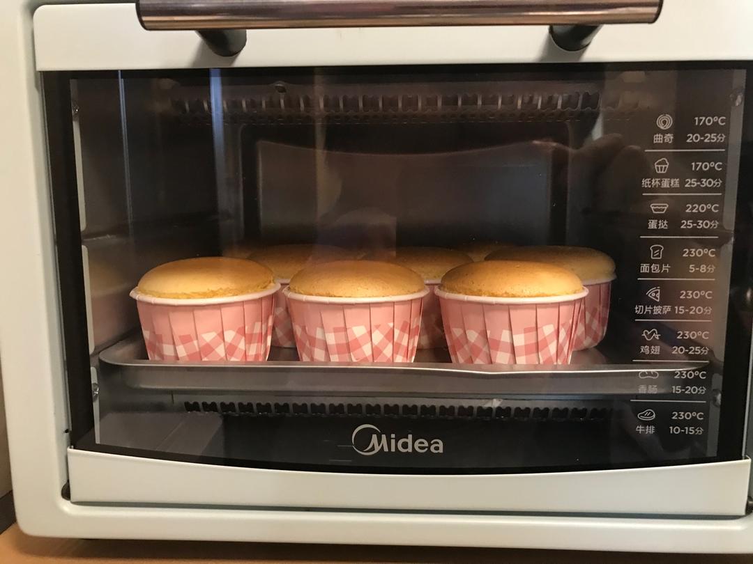 戚风纸杯蛋糕（不开裂、不塌陷）