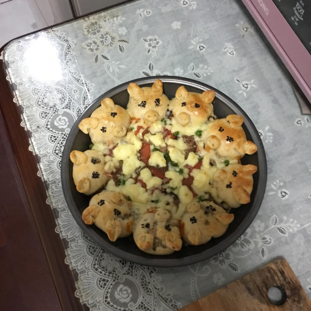 可爱小熊披萨
