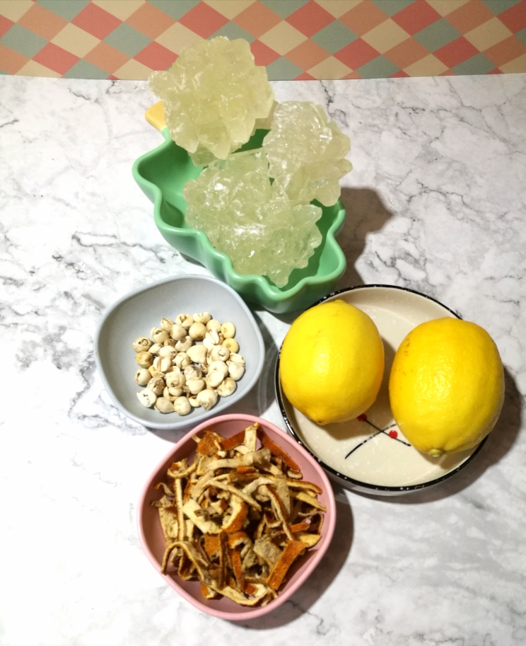 川贝陈皮柠檬膏的做法 步骤1