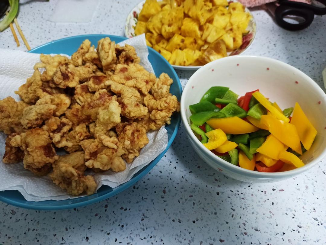 菠萝咕咾肉