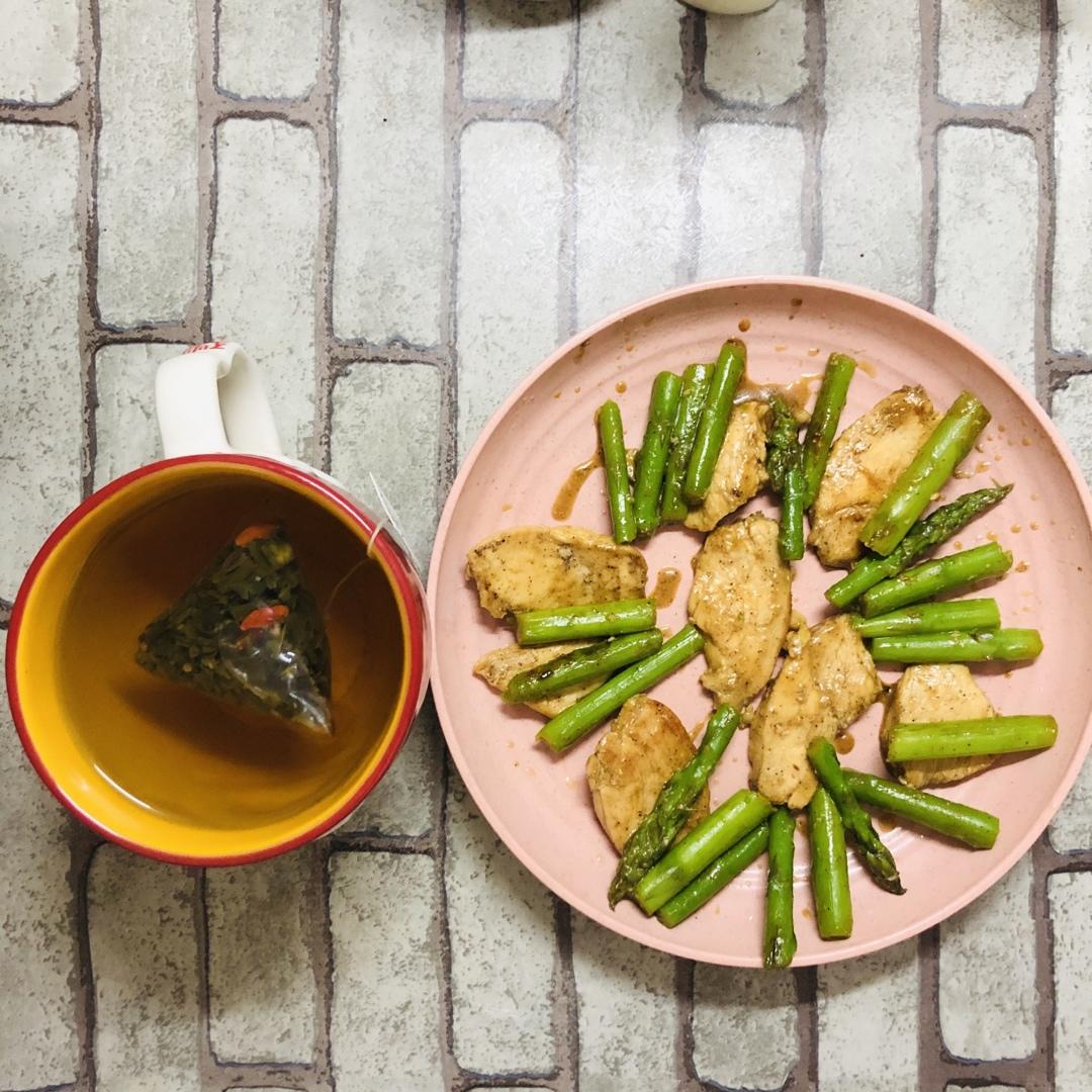 黑椒芦笋鸡胸肉（一人食）