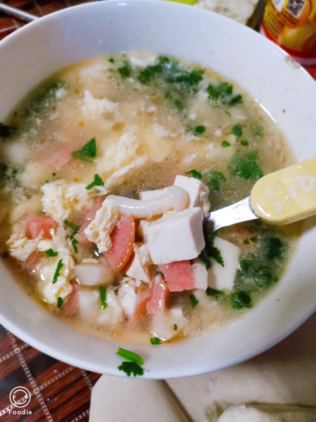 鲜掉眉毛的菌菇豆腐汤