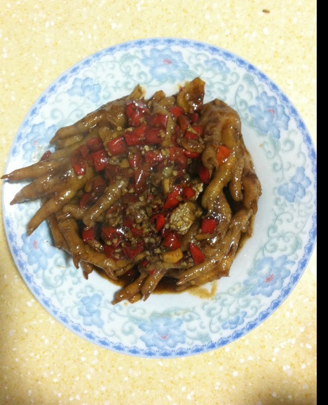 红烧鸡脚