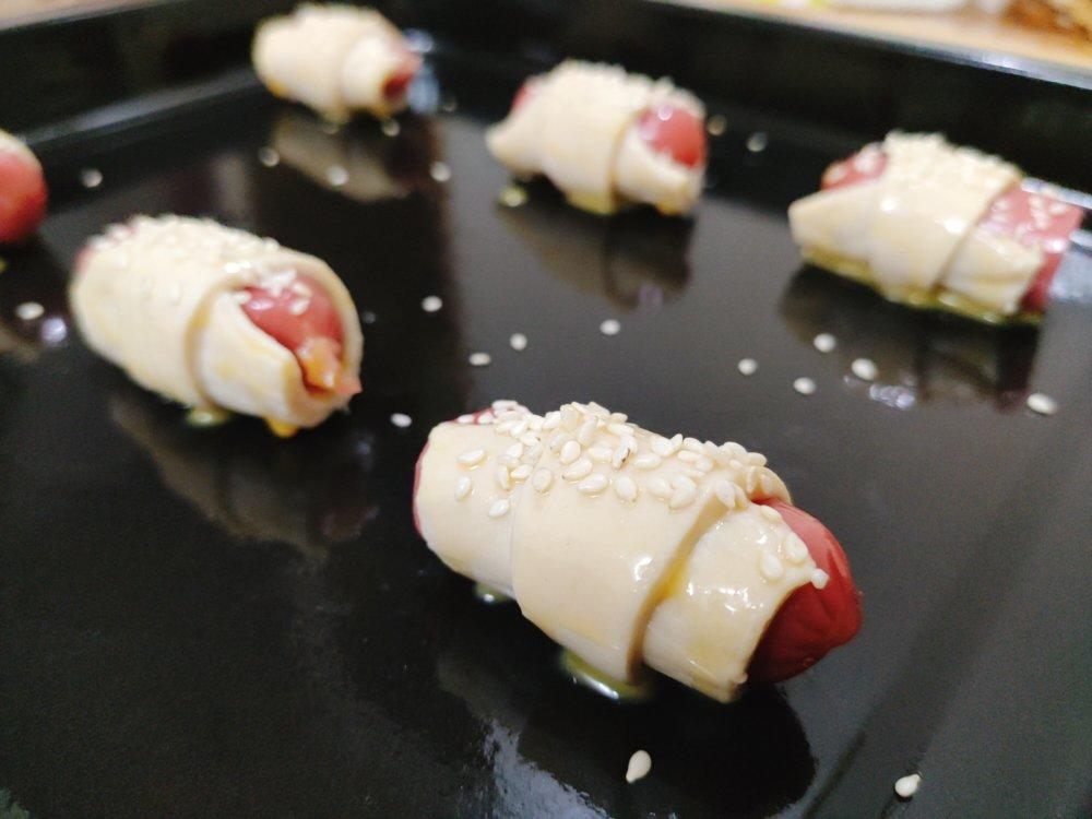 酥皮迷你香肠卷