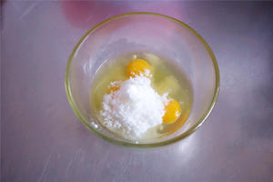 香脆可口的蛋卷卷的做法 步骤1