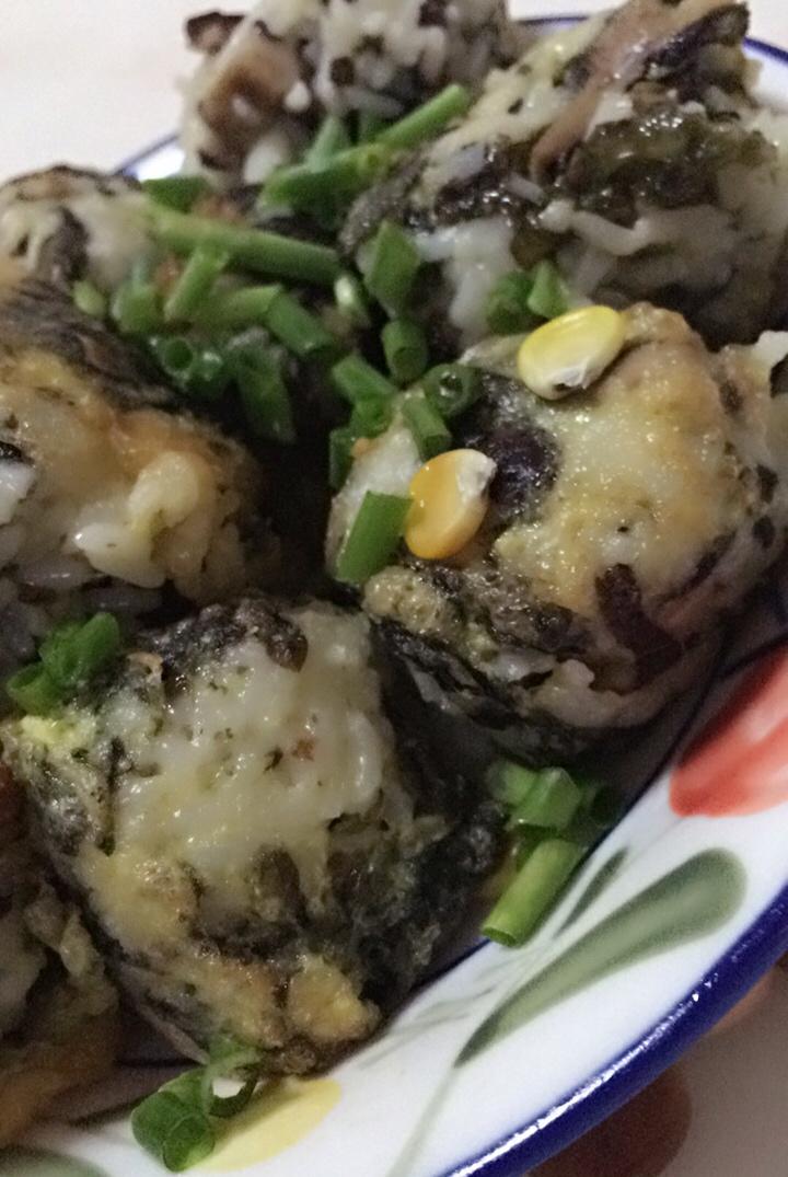 金枪鱼紫菜饭团