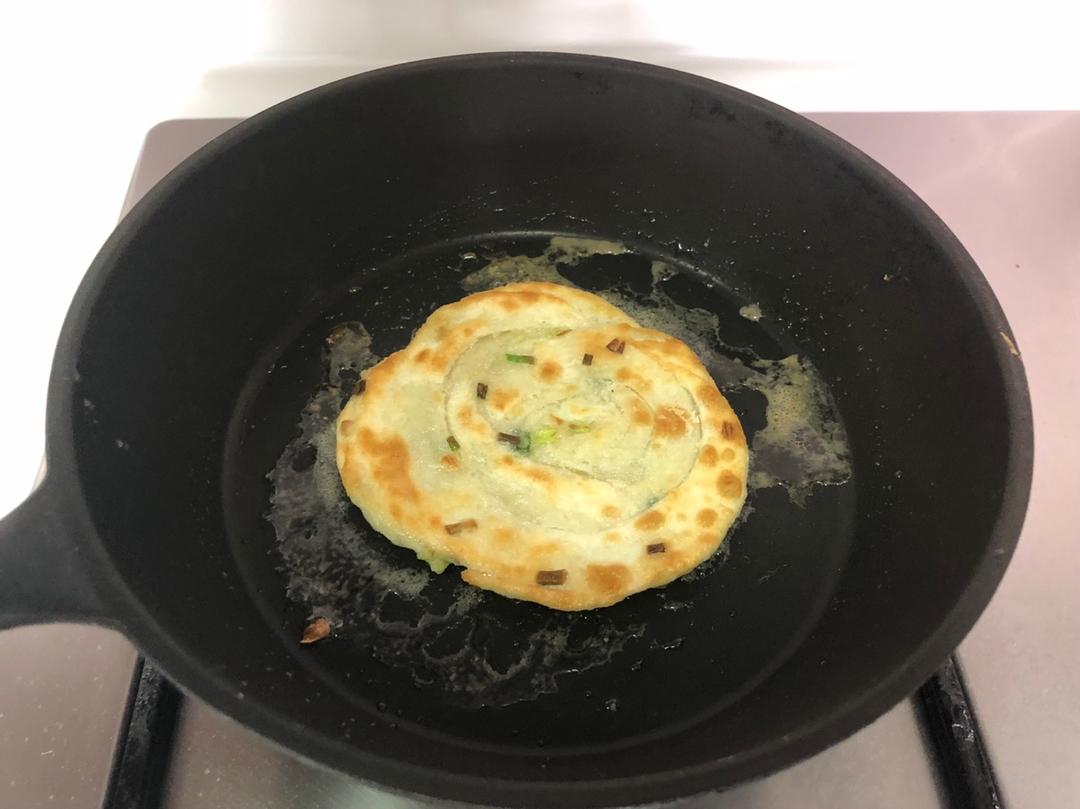 家常葱油饼