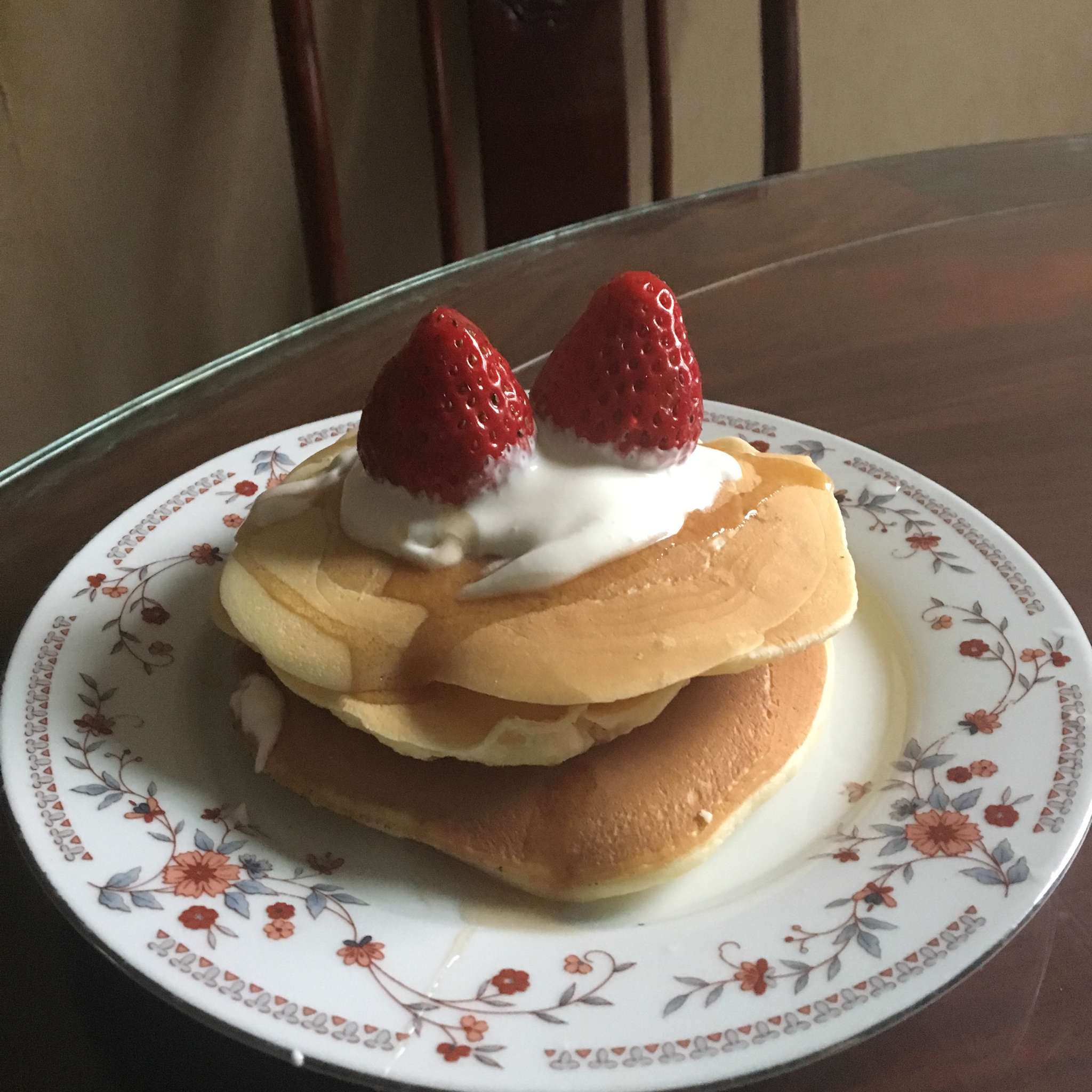 英式蜂蜜草莓松饼Pancake