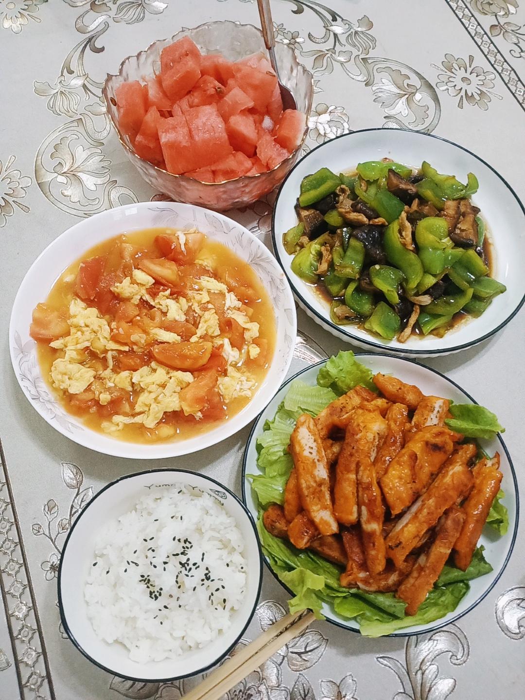 笋干香菇炒青椒