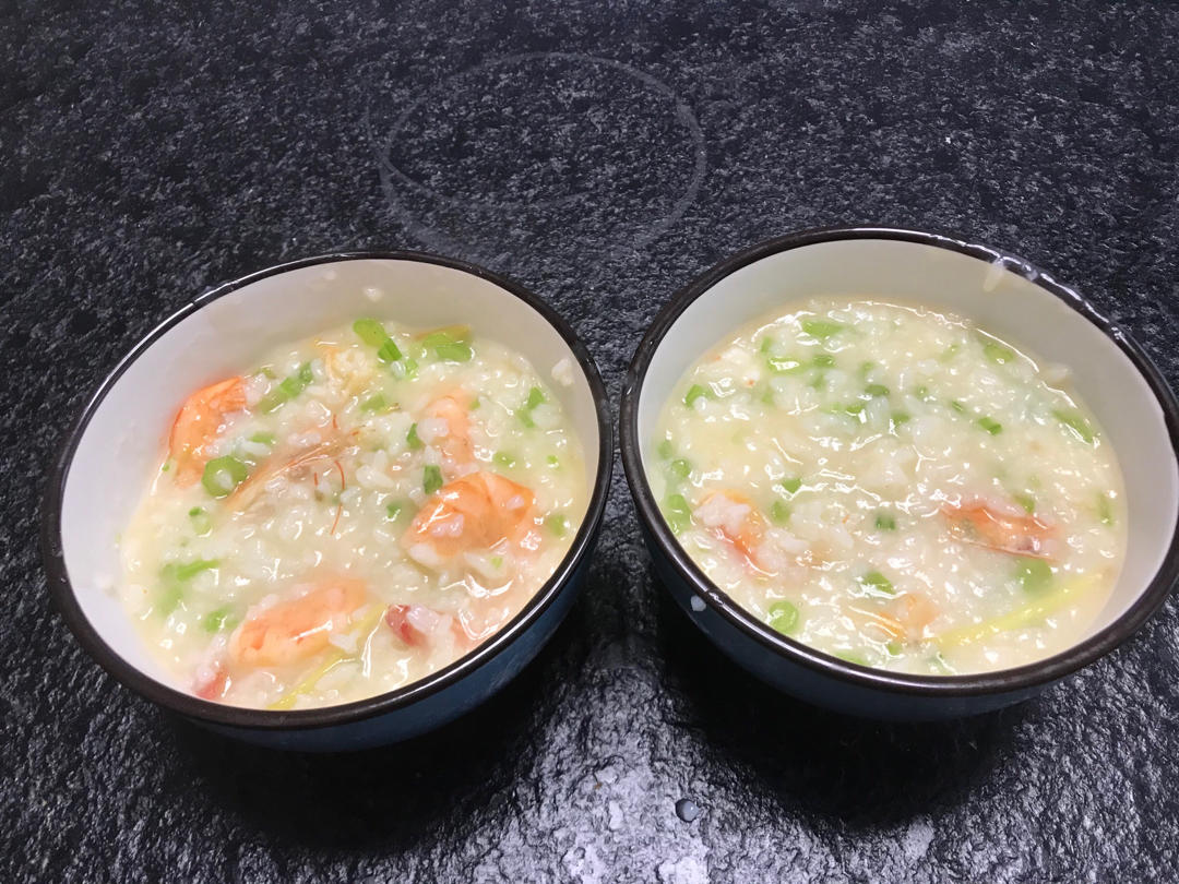 鲜虾砂锅粥