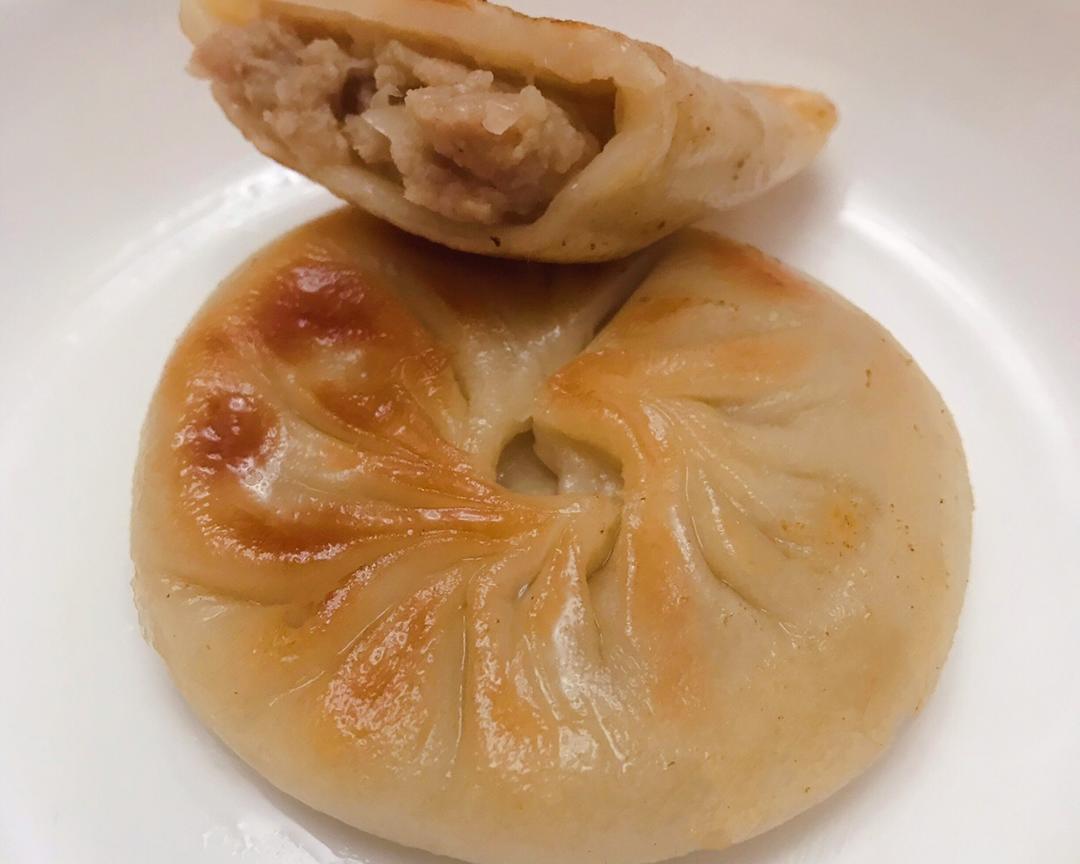 美善品猪肉洋葱馅饼的做法