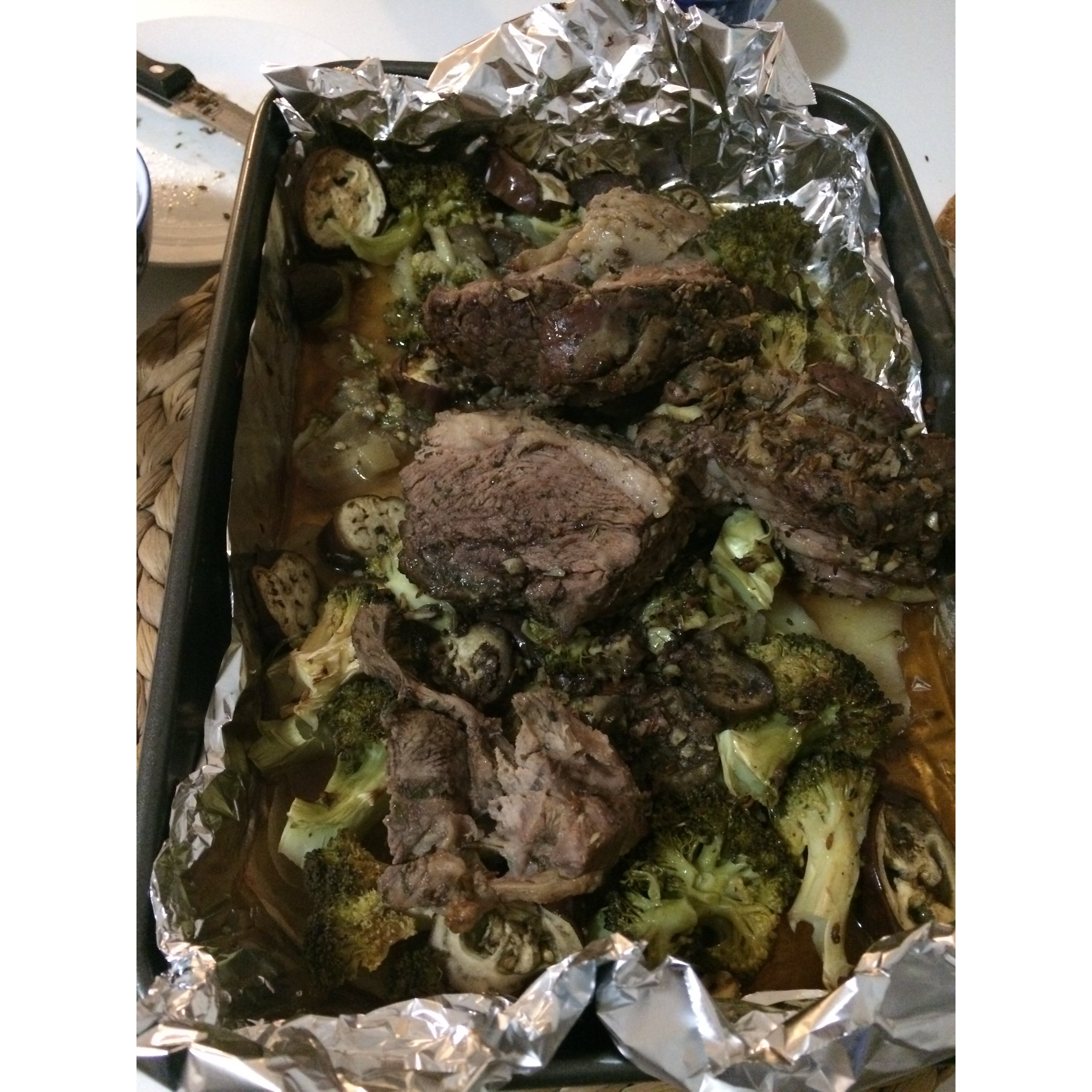 孜然蒜香烤羊腿