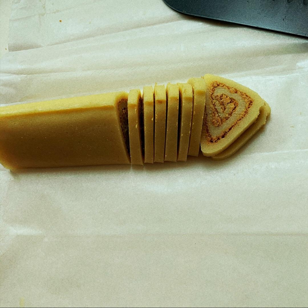 《Tinrry+》咸蛋黄肉松饼干